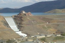 سد‌های کبوترلانه کنگاور و قشلاق صحنه در آستانه آبگیری