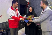 جمعی از مسئولین شهرستان با کارکنان جمعیت هلال احمر صحنهدیدار کردند