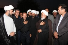 حضور نماینده ولی‌فقیه در کرمانشاه در مراسم عزاداری اباعبدالله الحسین (ع) در روستای «علی گرزان سفلی» صحنه