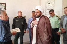 دیدار با 5 خانواده شهید دینوری انجام شد