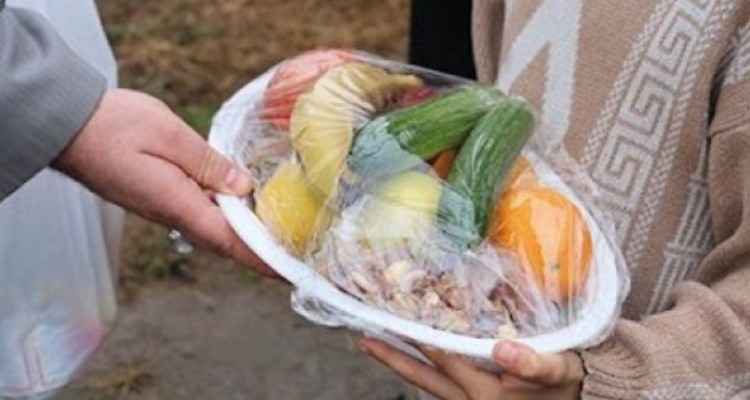 توزیع ۹۰۰ بسته یلدای مهدوی در صحنه