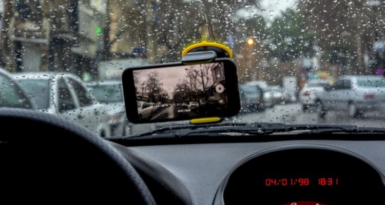 دمای هوای روزانه در صحنه به آرامی روندی رو به افزایش می یابد