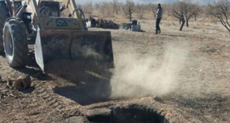 انسداد ۲۵ حلقه چاه غیرمجاز در صحنه