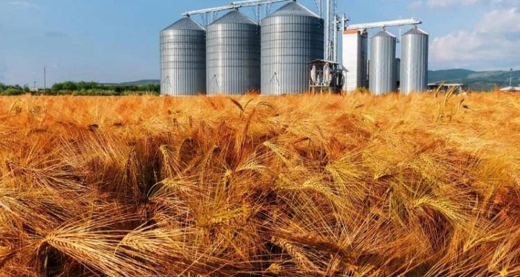 سیلوی گندم صحنه با نصب ژنراتور، چراغ اول را در کرمانشاه روشن کرد