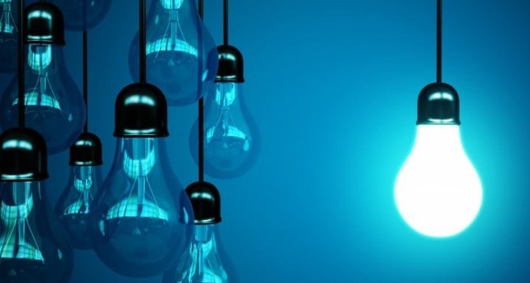 ۱۰ هزار مشترک بد مصرف در کرمانشاه داریم/ برق ادارات پرمصرف قطع می‌شود