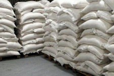 توزیع ۳.۳ میلیون کیلو آرد یارانه‌ای در شهرستان صحنه