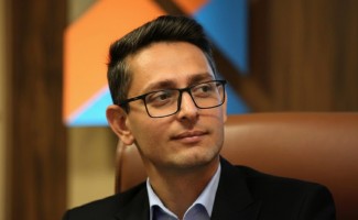 وحید موحدی راد ، مدیر مسئول و صاحب امتیاز پایگاه خبری تمدن کرمانشاه