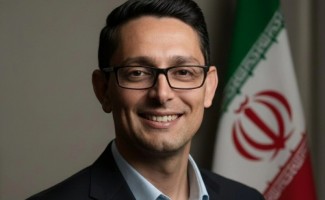 دکتر وحید موحدی راد رئیس مرکز خدمات روانشناختی امین دانشگاه آزاد اسلامی واحد صحنه