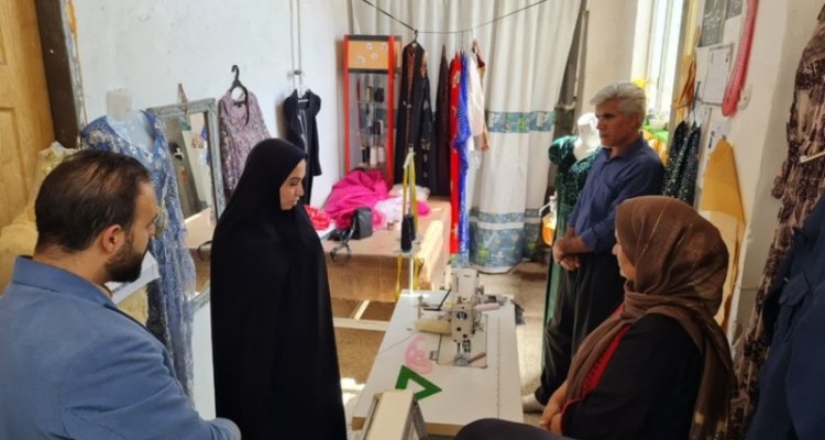 ۲ کارگاه صنایع‌دستی در شهرستان صحنه افتتاح شد/ حمایت از اشتغال پایدار با تسهیلات تبصره ۲