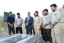 دیدار خادمین بسیج دانشجویی دانشگاه فرهنگیان کرمانشاه با خانواده شهید دانشجوی جنگ رمضان