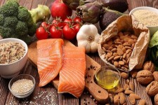 رژیم غذایی مدیترانه ای به مقابله با افسردگی مردان کمک می کند