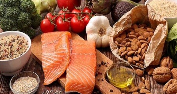 رژیم غذایی مدیترانه ای به مقابله با افسردگی مردان کمک می کند