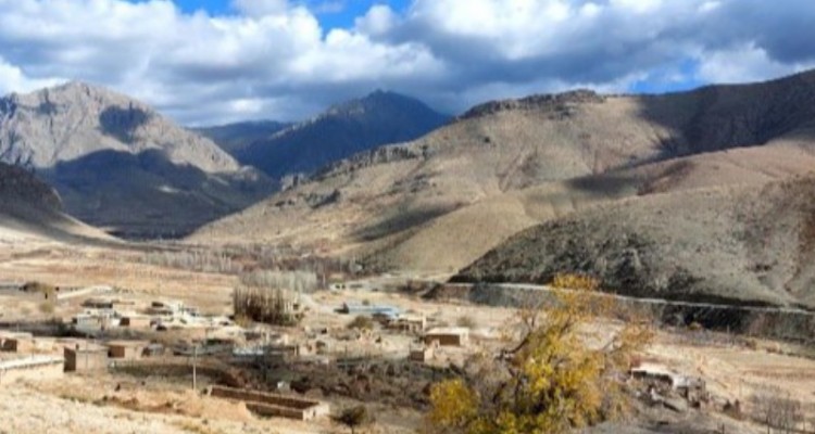 شناسایی محوطه‌های تاریخی دوره‌های اشکانی و اسلامی در سد قشلاق صحنه/ سفال‌های جیلینگی در منطقه کشف شد