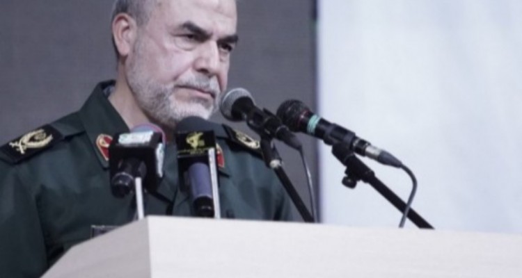 هدف اصلی دشمن از طرح مذاکره و جنگ، تسلیم ایران است/ قرارگاه اصلی طراحی فتنه سال ۸۸ در خارج از کشور بود