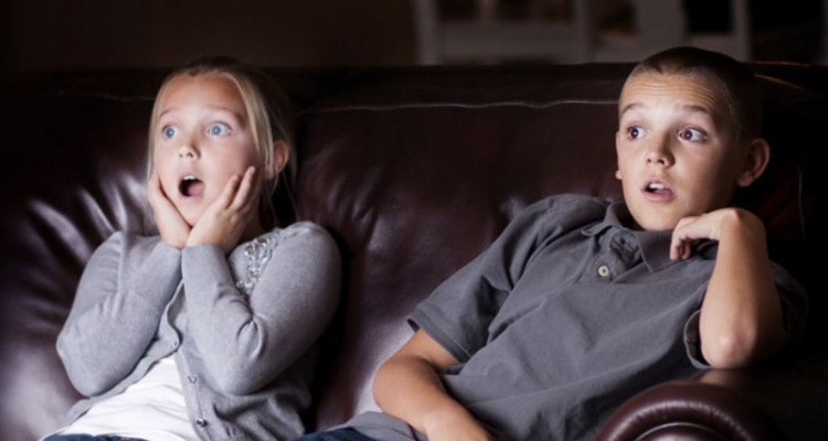 فیلم های خشن چه تاثیری بر روی کودکان میگذارند؟ / راهکاریی برای والدین