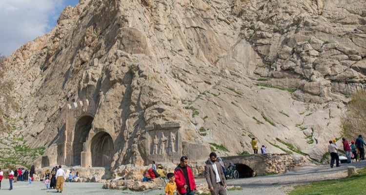 بیش از یک میلیون و ۴۰۰هزار نفر از جاذبه‌های گردشگری کرمانشاه دیدن کردند