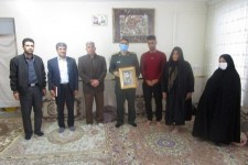 مسئولین با تعداد 58 خانواده ایثارگر شهرستان صحنه دیدار کردند