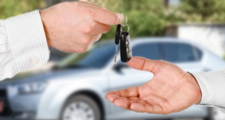 کلاهبرداری به بهانه تحویل خودرو با قیمت کارخانه