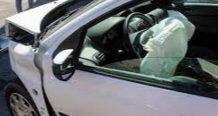 ۴ مصدوم در اثر تصادف زنجیره‌ای محور صحنه به بیستون