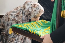 دیدار خدام امام رضا(ع) با خانواده شهدای صحنه