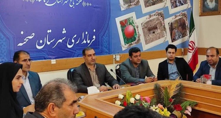 برخورد قاطع مدیران با ساخت و سازهای غیرمجاز در شهرستان صحنه