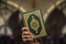 جسارت غربی‌ها واکنشی منفعلانه در برابر محتوای عظیم انسان‌ساز قرآن است