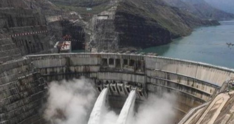 کرمانشاه ۸۴۱ پروژه "راکد" و "نیمه‌تمام" دارد