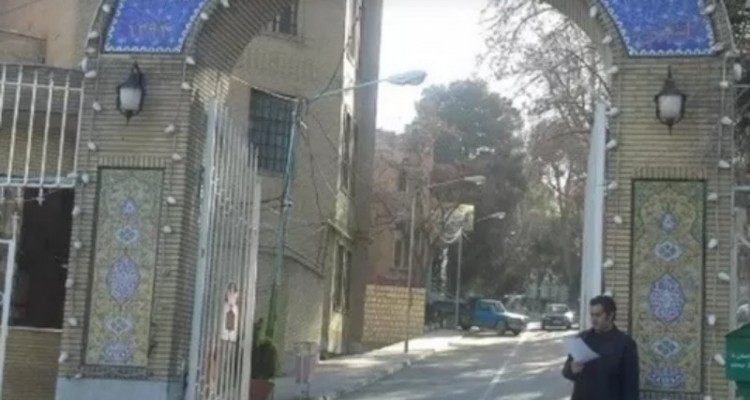 حراج اموال شهرداری و پرداخت‌های میلیونی برای ابقاء