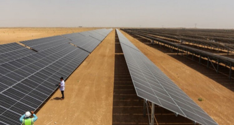 ۲ نیروگاه یک مگاواتی خورشیدی صحنه در دست اجرا است