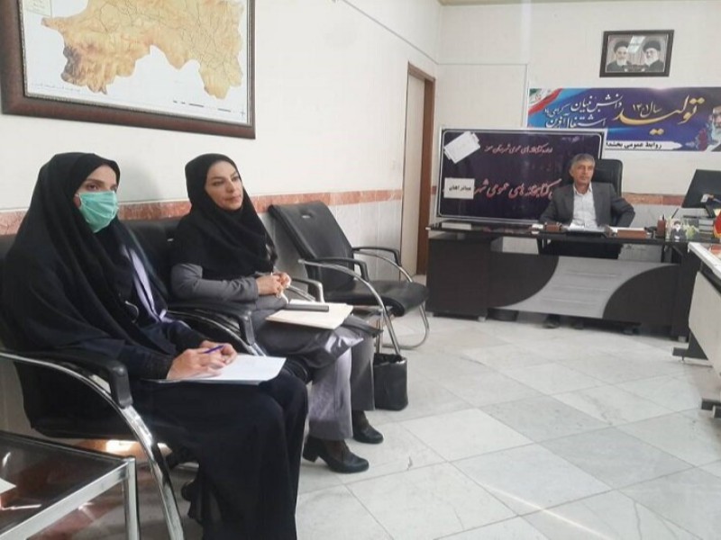 باید در رونق کتابخوانی و شکوفایی کتابخانه‌ها تمام تلاش خود را به کار بگیریم