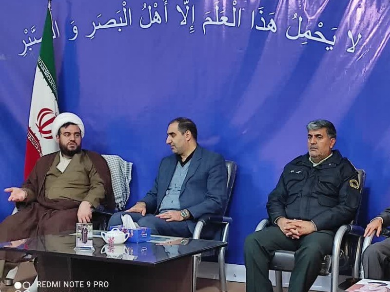 فرماندار صحنه با امام جمعه این شهرستان دیدار کرد