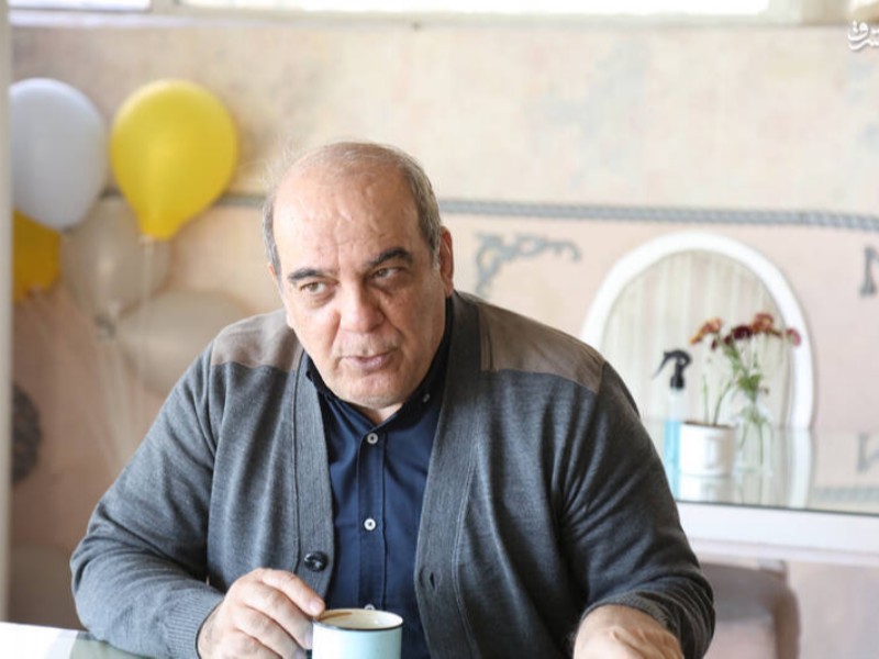 من، ‌عباس عبدی یک برانداز نیستم