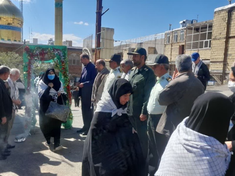 300 بسیجی صحنه ای به مناطق عملیاتی بازی دراز اعزام شدند 300 بسیجی صحنه ای به مناطق عملیاتی بازی دراز اعزام شدند