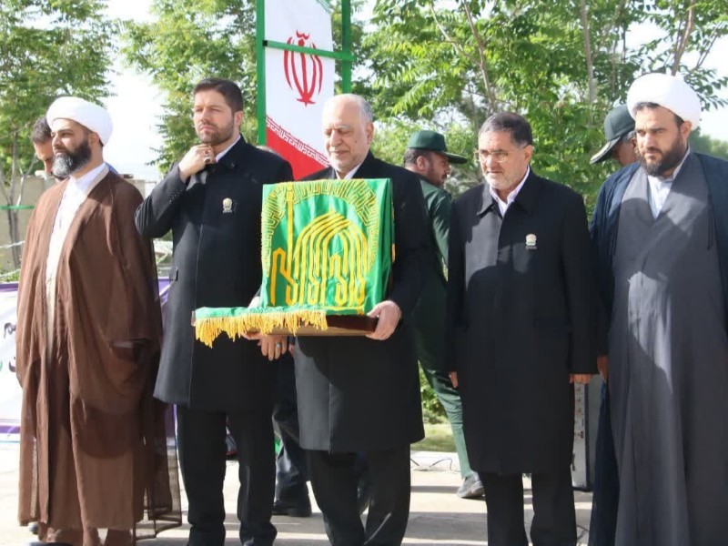 پرچم متبرک امام رضا (ع) شهرستان صحنه را عطر آگین کرد پرچم متبرک امام رضا (ع) شهرستان صحنه را عطر آگین کرد
