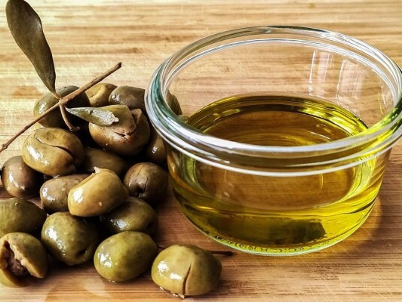 آنچه باید درباره روغن زیتون بدانیم/ تشخیص روغن تقلبی