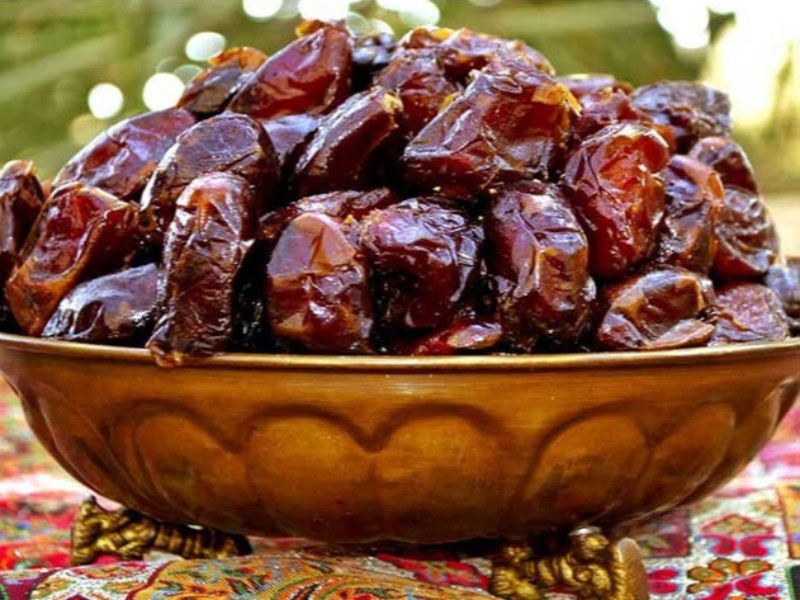مردم در خرید خرما دقت کنند