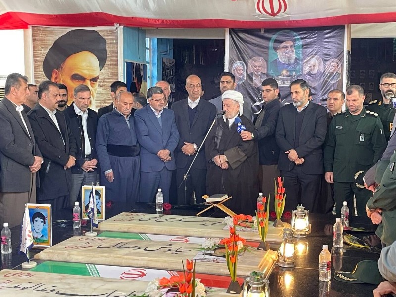 پاوه نماد ایثار و مقاومت است
