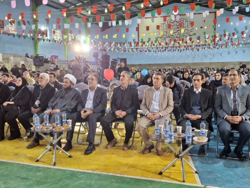 جشن ولادت حضرت علی(ع) و روز پدر در  صحنه برگزار شد