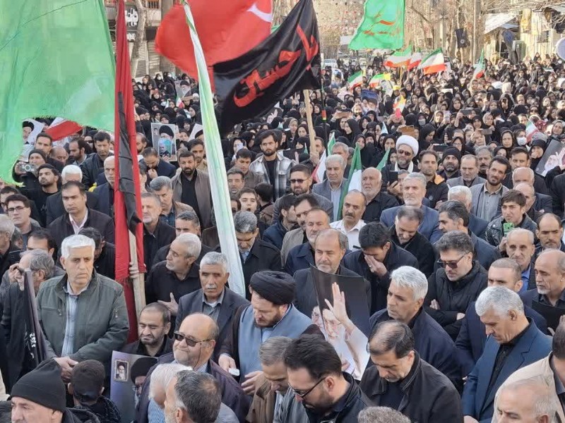 شکوه عزاداری مردم شهرستان صحنه در سوگ امام خامنه‌ای
