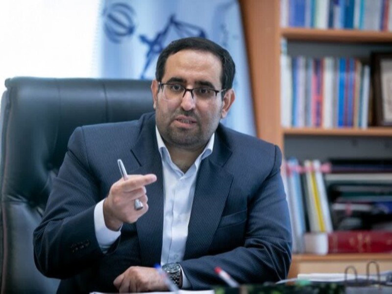 نگهداری و گرداندن سگ در معابر عمومی و خودروها در کرمانشاه ممنوع است