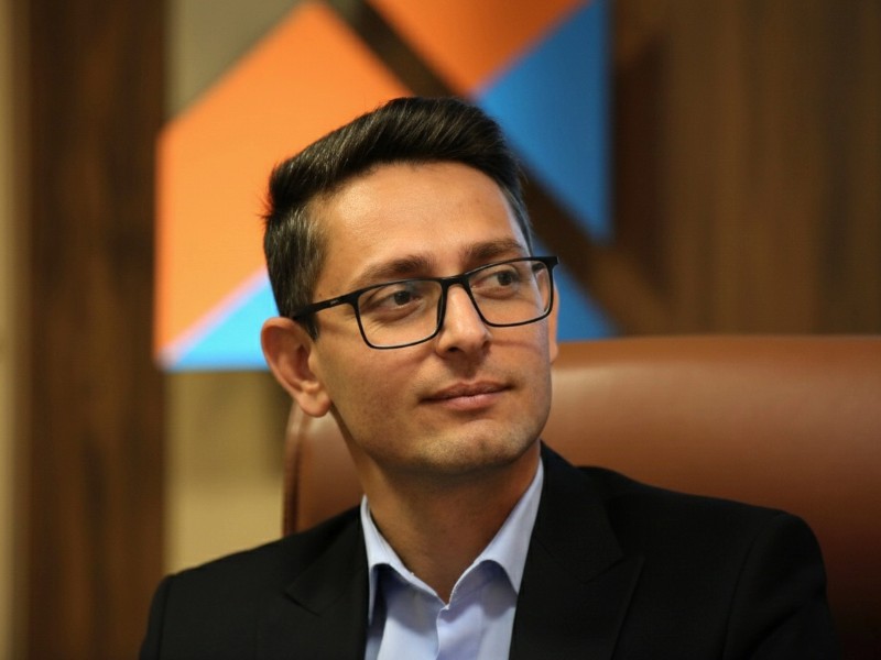 وحید موحدی راد ، مدیر مسئول و صاحب امتیاز پایگاه خبری تمدن کرمانشاه