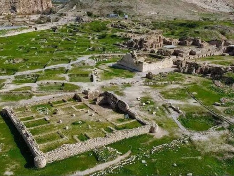 شهر باستانی خاوران یا دینور کنونی،گمشدهای در تاریخ کرمانشاه شهر باستانی خاوران یا دینور کنونی،گمشدهای در تاریخ کرمانشاه